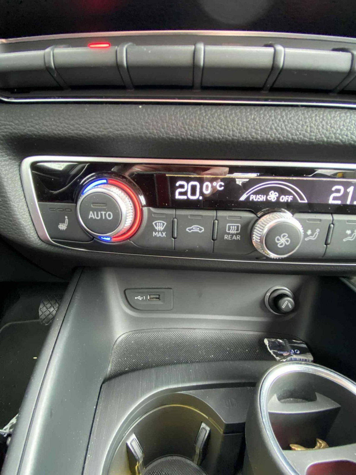 Audi A3 Sedan 35 TDI S tronic Sport (8)