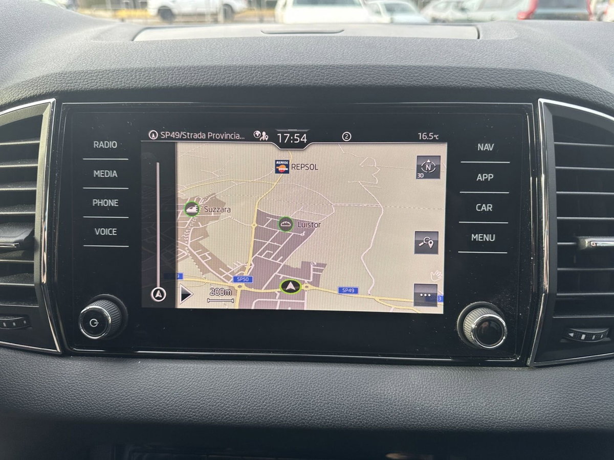Skoda Karoq 2.0 TDI EVO SCR 115 CV DSG S-Tech (12)