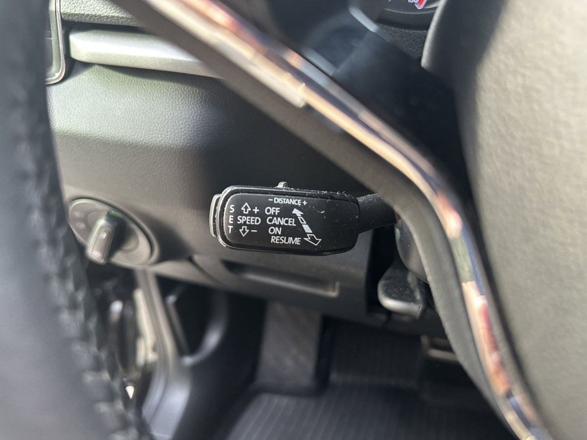 Skoda Karoq 2.0 TDI EVO SCR 115 CV DSG S-Tech (17)