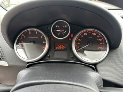 Peugeot 207 8V 75CV 5p. Energie (17)