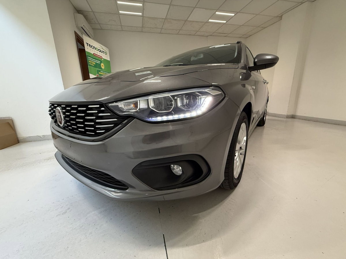 Fiat Tipo Station Wagon Tipo 1.4 T-Jet 120CV SW Lounge (7)
