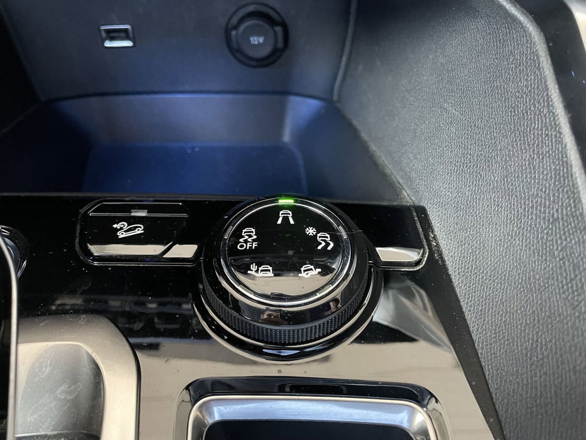 Peugeot 5008 BlueHDi 130 S&S EAT8 Allure (18)