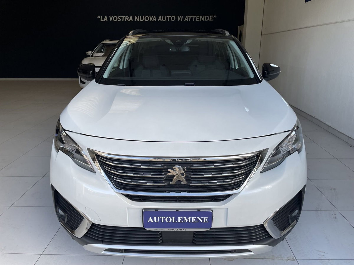 Peugeot 5008 BlueHDi 130 S&S EAT8 Allure (2)