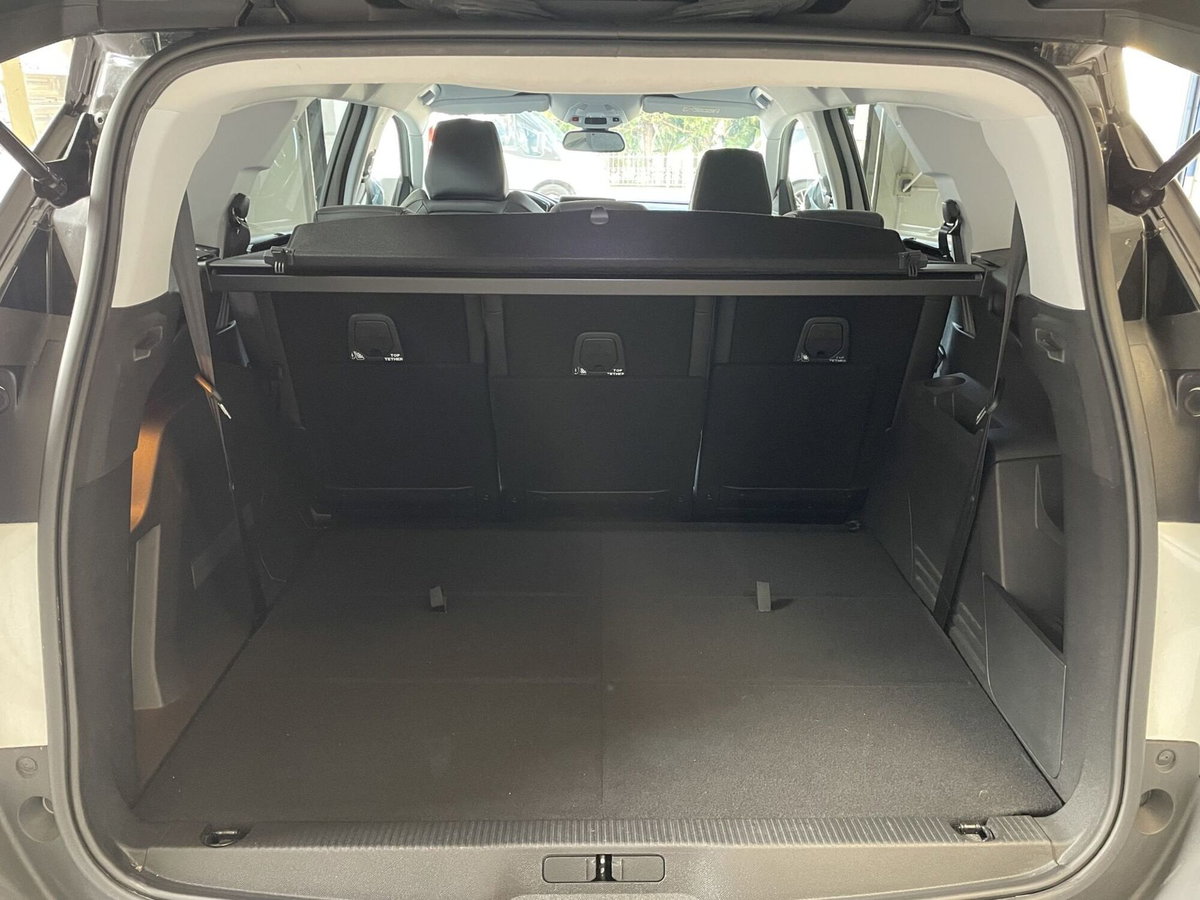 Peugeot 5008 BlueHDi 130 S&S EAT8 Allure (7)