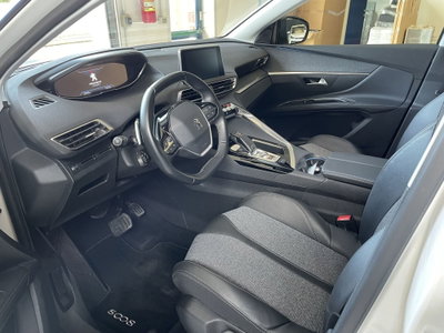 Peugeot 5008 BlueHDi 130 S&S EAT8 Allure (9)