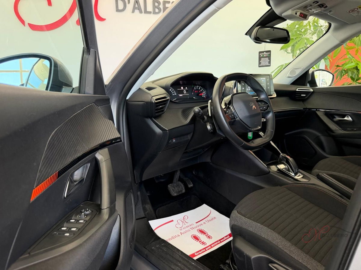 Peugeot 2008 1.2 puretech Active s&s 100cv (11)