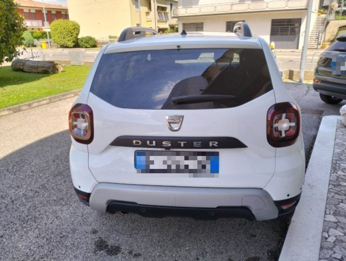 Dacia Duster 1.6 SCe GPL 4x2 Prestige (5)