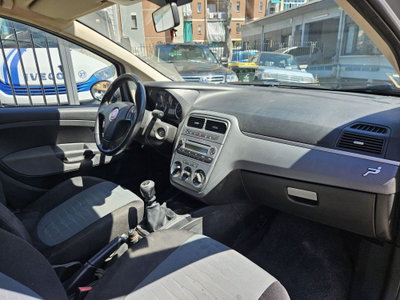 Fiat Grande Punto 1.4 5 porte Actual Natural Power (10)