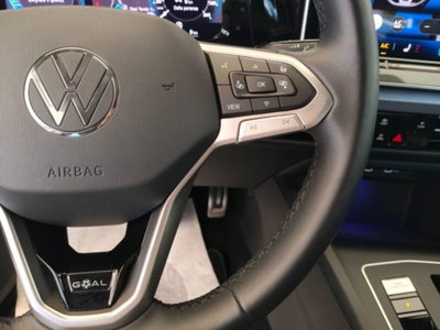 Volkswagen Golf Variant 1.5 eTSI 150 CV EVO ACT DSG R-Line (16)
