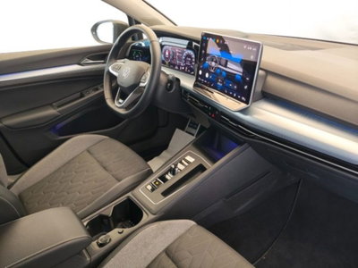 Volkswagen Golf Variant 1.5 eTSI 150 CV EVO ACT DSG R-Line (9)