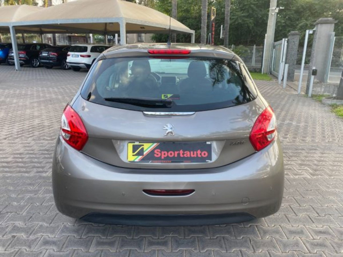 Peugeot 208 HDi 68 CV 5 porte Active (12)