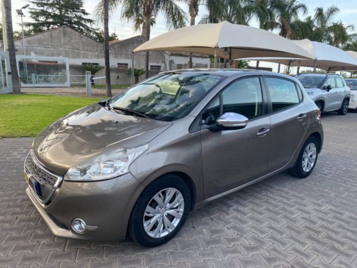 Peugeot 208 HDi 68 CV 5 porte Active (16)