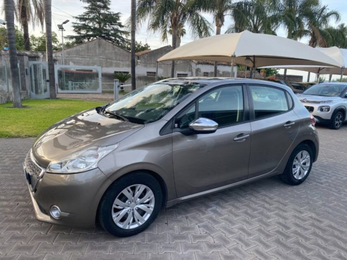 Peugeot 208 HDi 68 CV 5 porte Active (19)