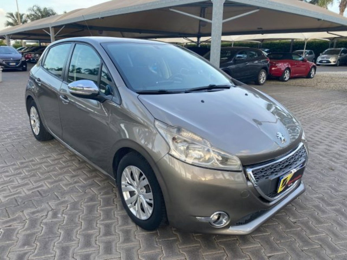 Peugeot 208 HDi 68 CV 5 porte Active (2)