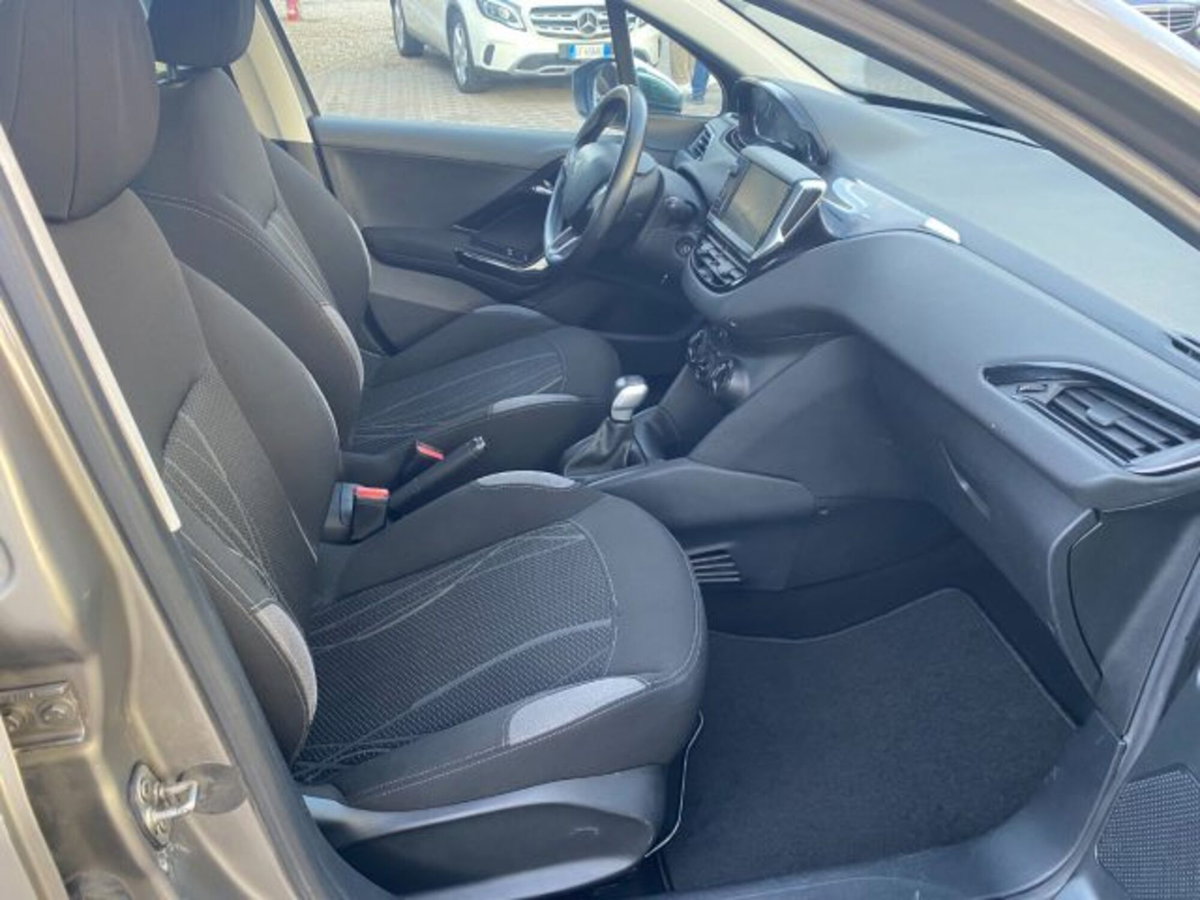 Peugeot 208 HDi 68 CV 5 porte Active (7)