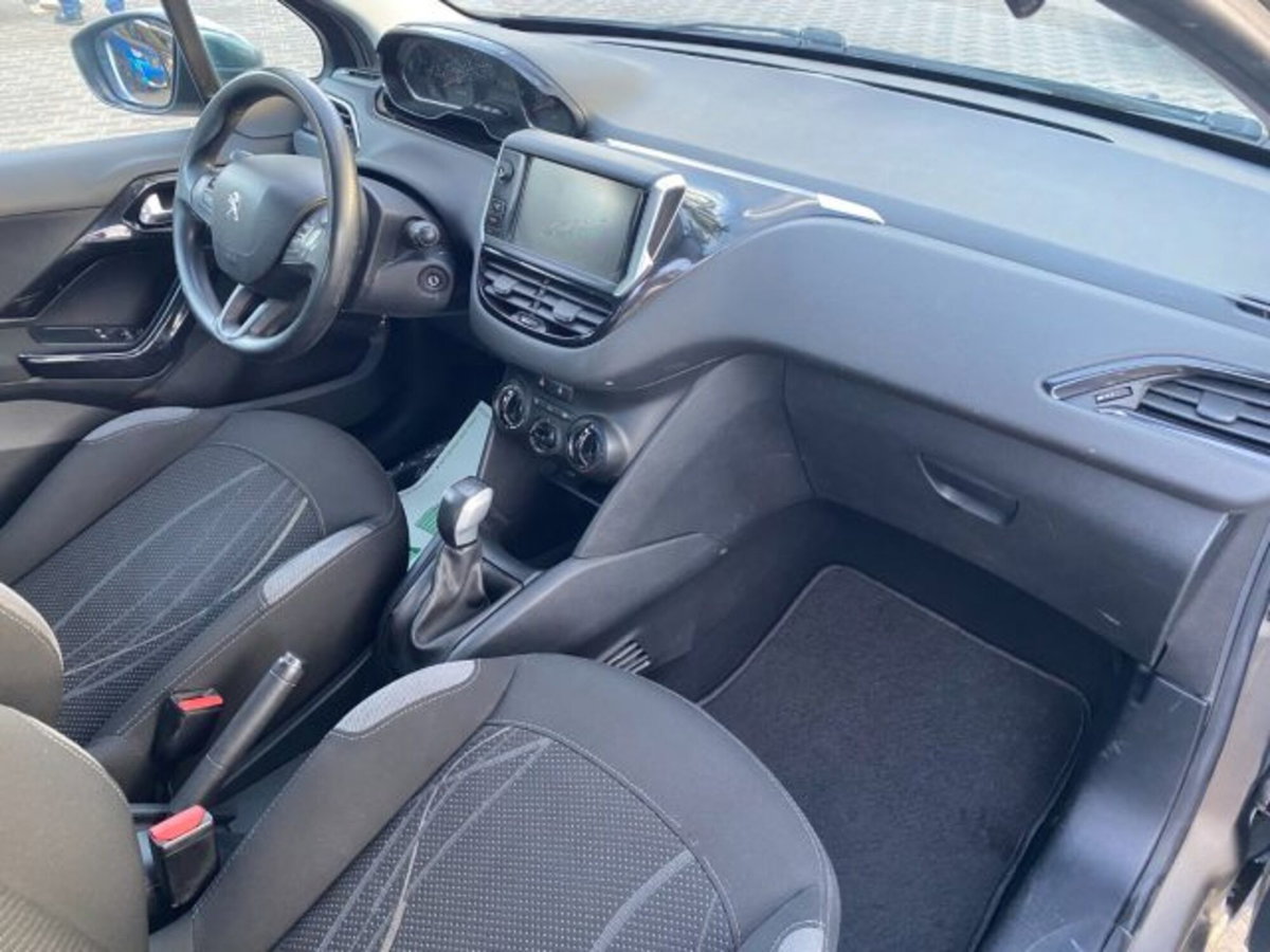 Peugeot 208 HDi 68 CV 5 porte Active (8)