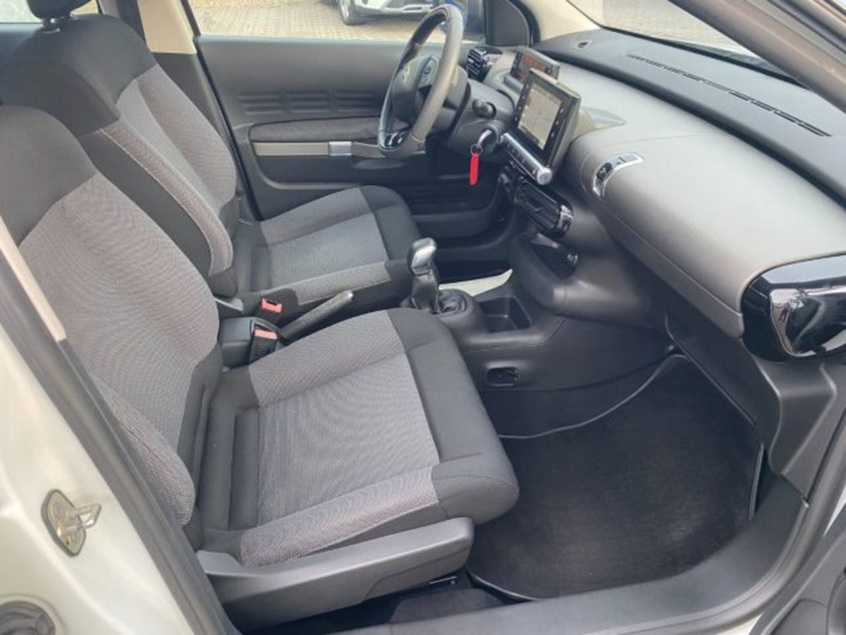 Citroen C4 Cactus PureTech 82 Shine (8)