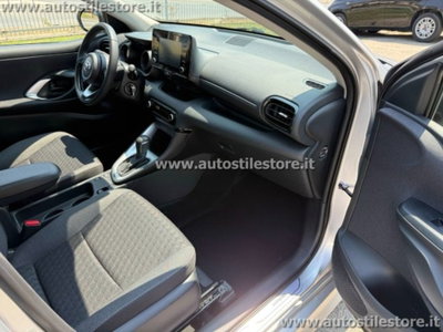 Toyota Yaris 1.5 Hybrid 5 porte Trend (13)