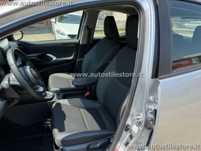 Toyota Yaris 1.5 Hybrid 5 porte Trend (14)