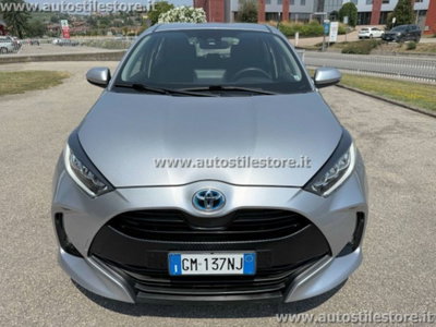 Toyota Yaris 1.5 Hybrid 5 porte Trend (2)