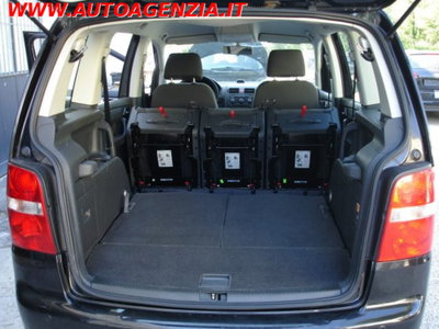 Volkswagen Touran 1.9 TDI 105CV DPF (8)
