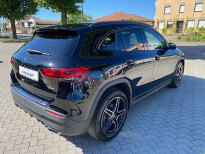 Mercedes-Benz GLA SUV 200 d Automatic Premium (5)