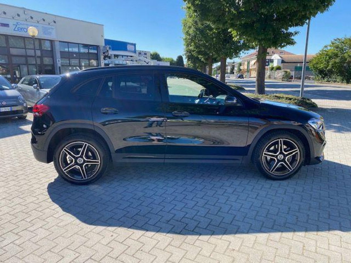 Mercedes-Benz GLA SUV 200 d Automatic Premium (6)