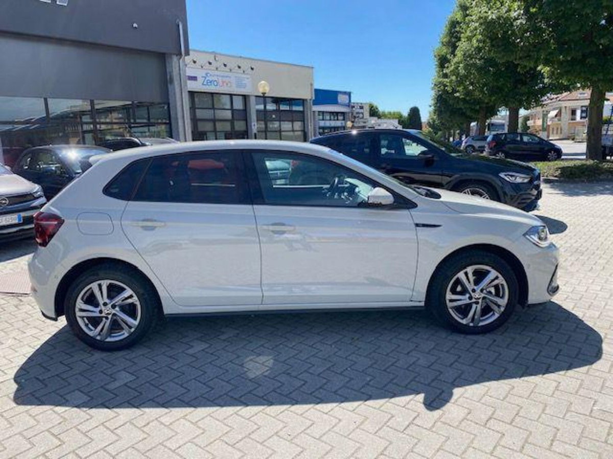 Volkswagen Polo 1.0 tsi R-Line 95cv (5)