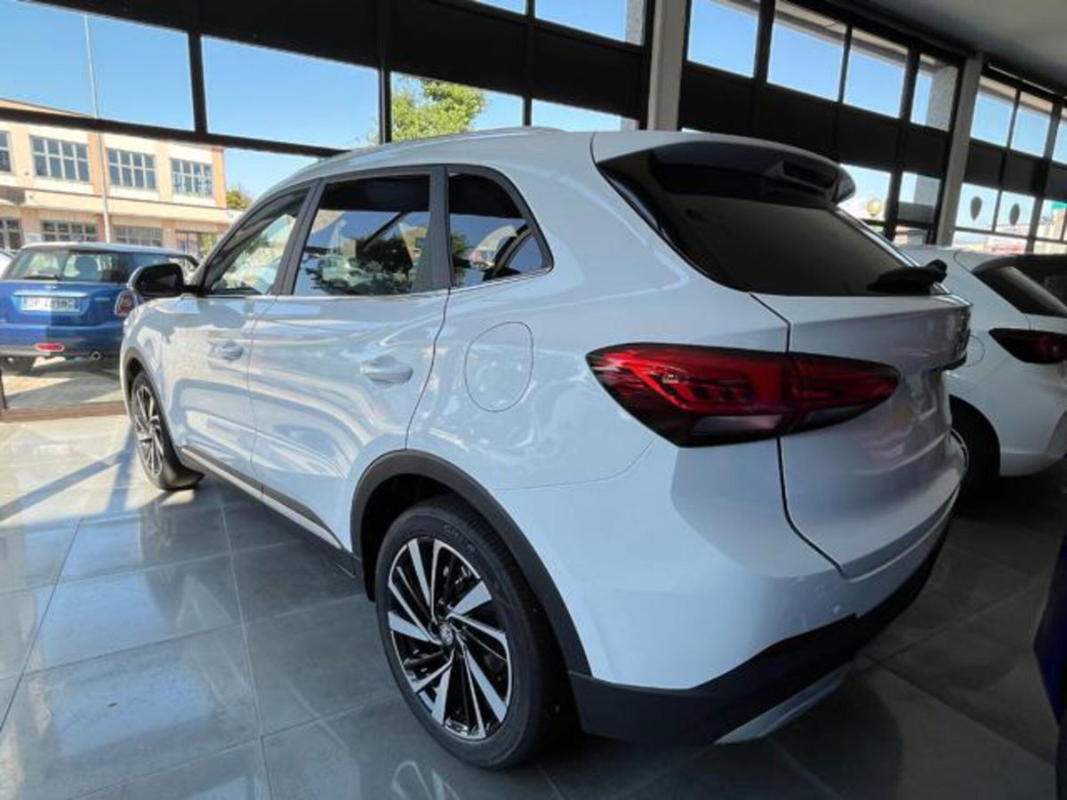 Mg ZS ZS 1.5 Luxury (3)