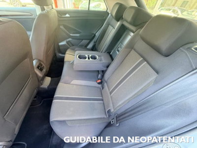 Volkswagen T-Roc 1.0 tsi Style 115cv (9)