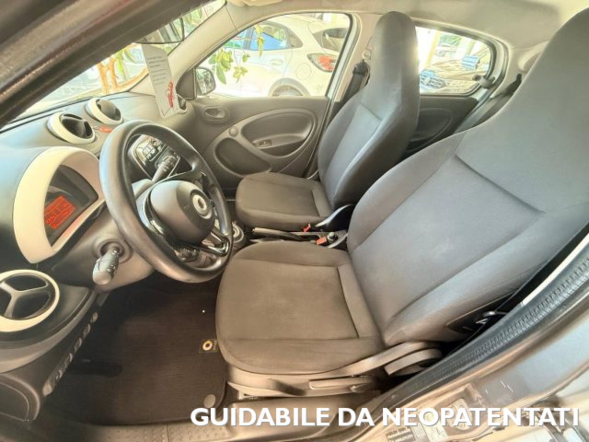 smart forfour forfour 70 1.0 twinamic Youngster (8)