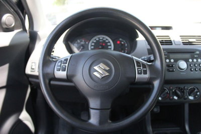 Suzuki Swift 1.3 DDiS 3p. GL (12)