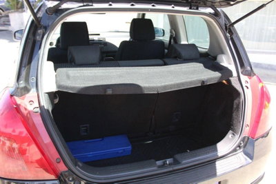 Suzuki Swift 1.3 DDiS 3p. GL (19)