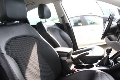 Hyundai ix35 1.7 CRDi 2WD Style (20)
