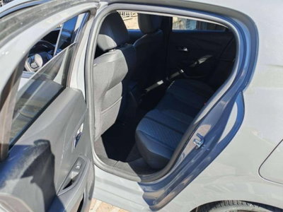 Peugeot 208 1.2 puretech Allure s&s 100cv (12)