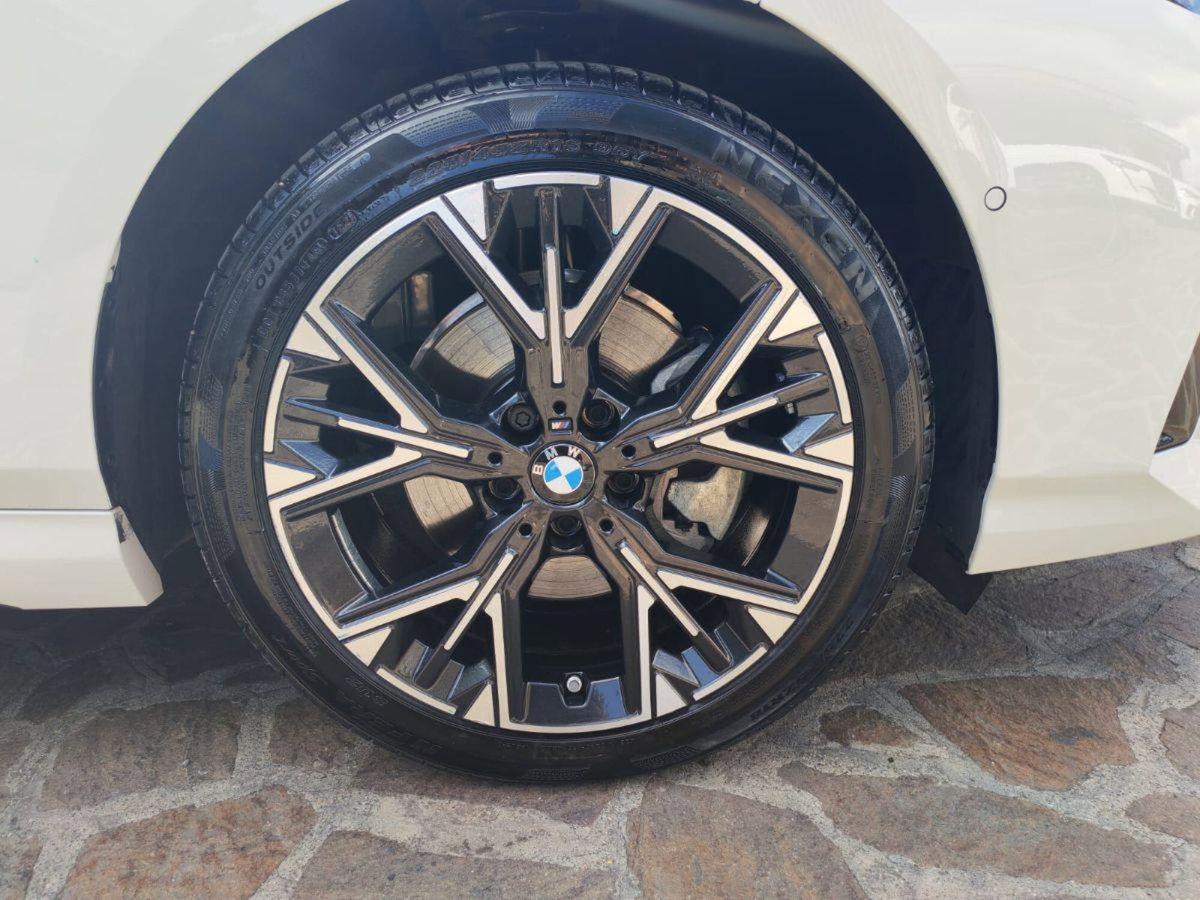 BMW Serie 1 120d 48V MSport Design auto (16)