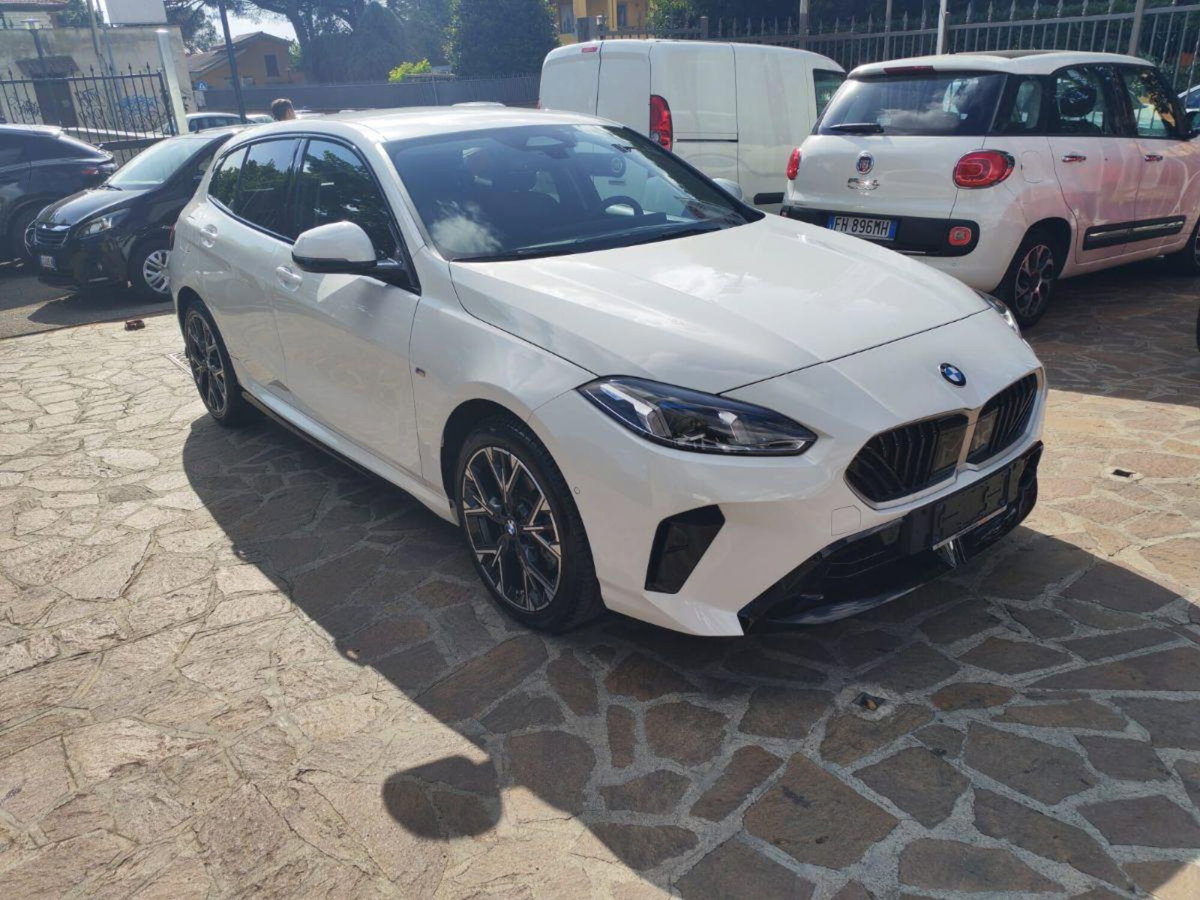 BMW Serie 1 120d 48V MSport Design auto (3)