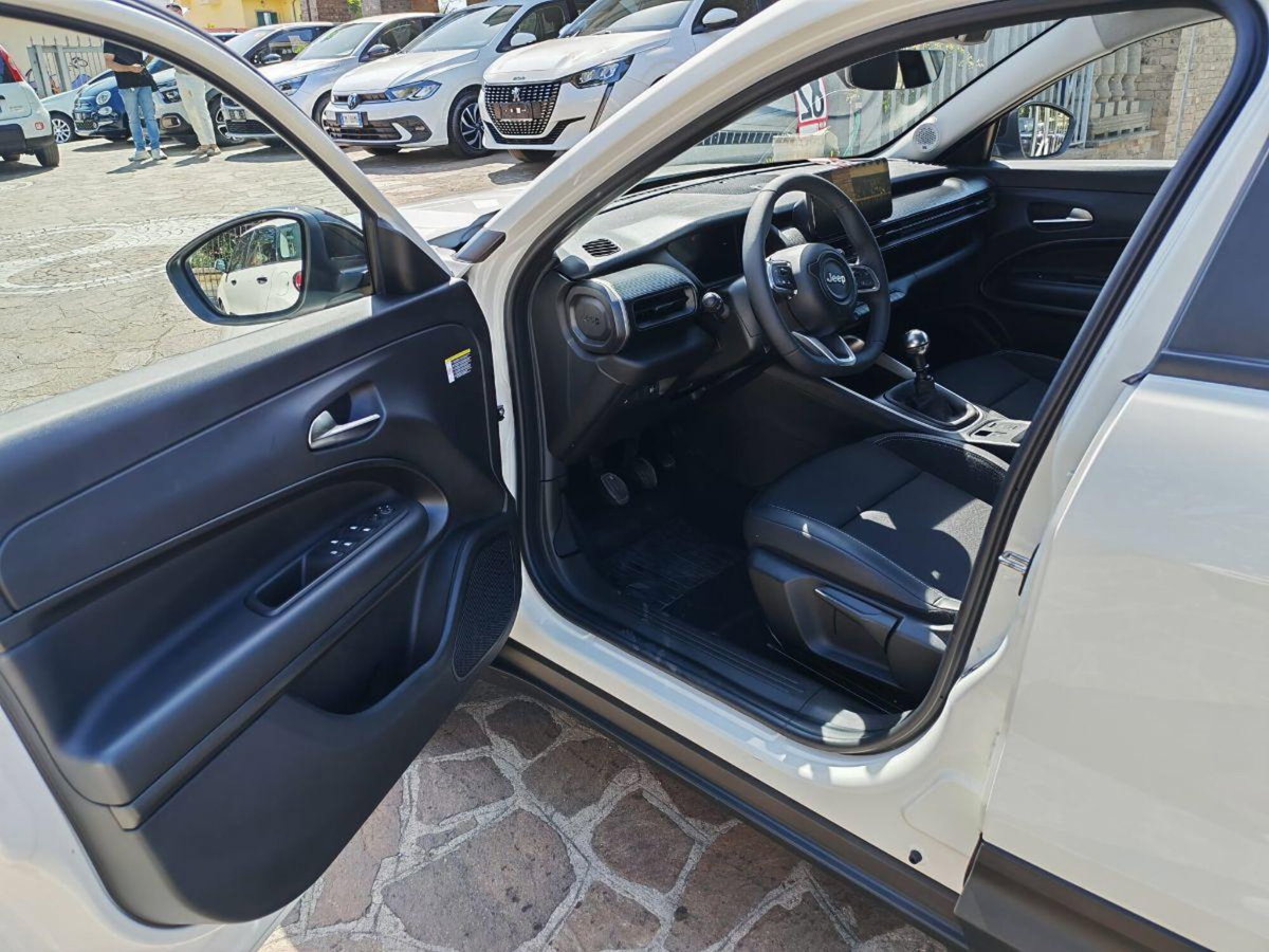 Jeep Avenger 1.2 turbo Altitude fwd 100cv (8)