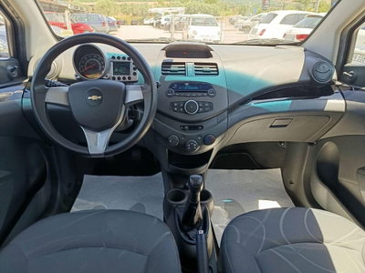 Chevrolet Spark 1.0 (14)