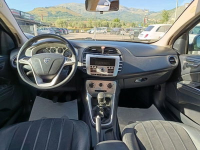 Lancia Delta 1.6 MJT DPF Platino (13)