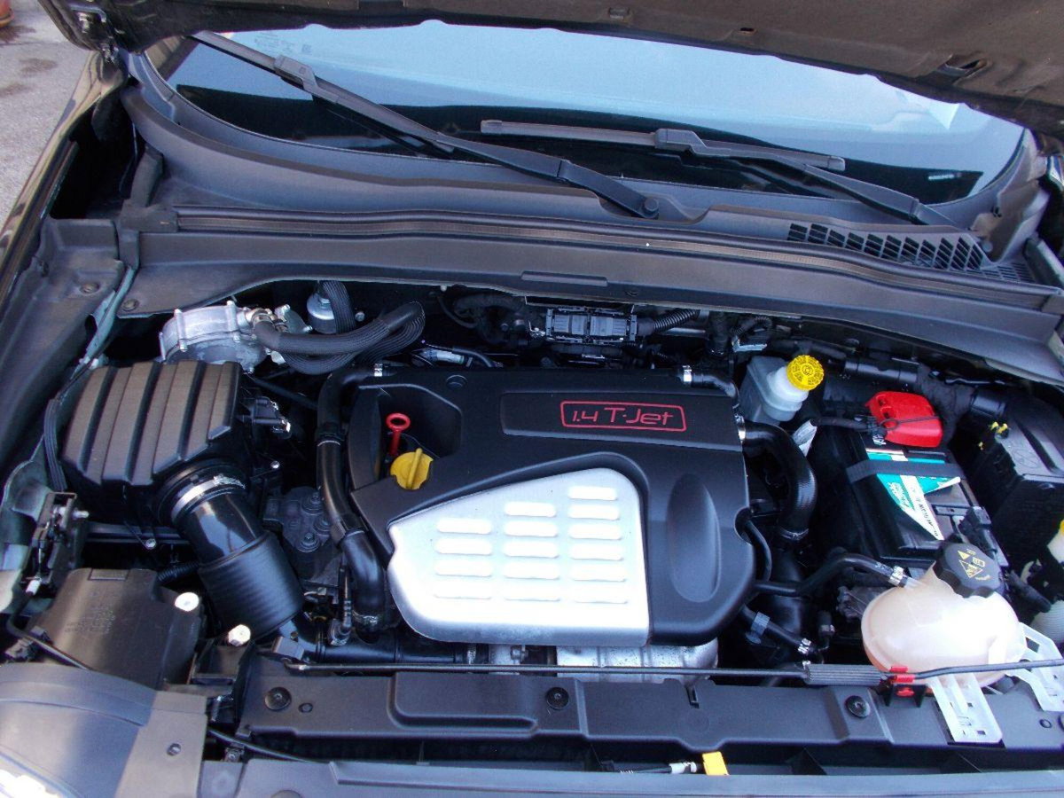 Jeep Renegade 1.4 T-Jet 120 CV GPL Longitude (17)