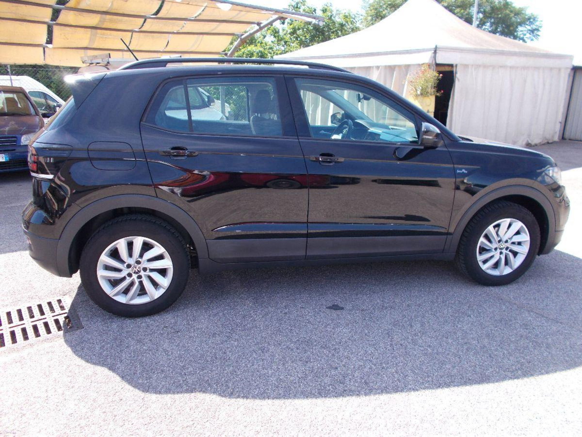 Volkswagen T-Cross 1.0 TSI Sport (4)