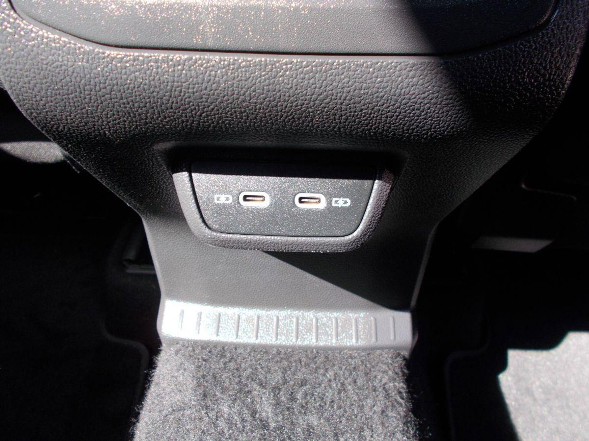 Volkswagen T-Cross 1.0 TSI Sport (7)