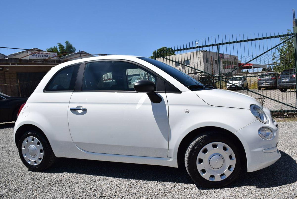 Fiat 500 1.0 Hybrid Red (10)