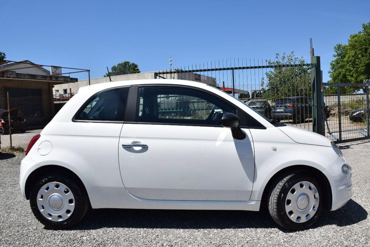 Fiat 500 1.0 Hybrid Red (11)