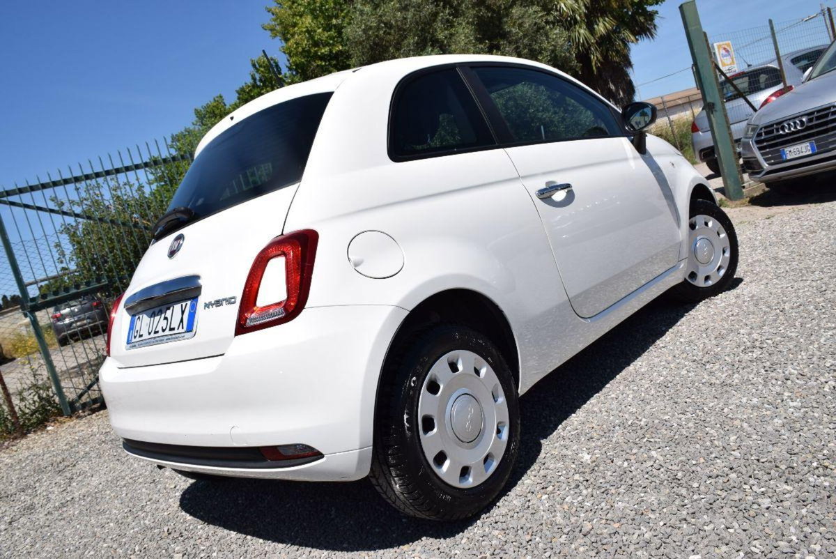 Fiat 500 1.0 Hybrid Red (3)