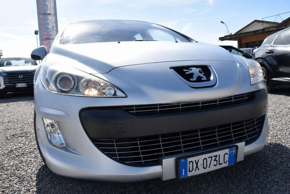 Peugeot 308 1.6 HDi 110CV 5p. Business (10)