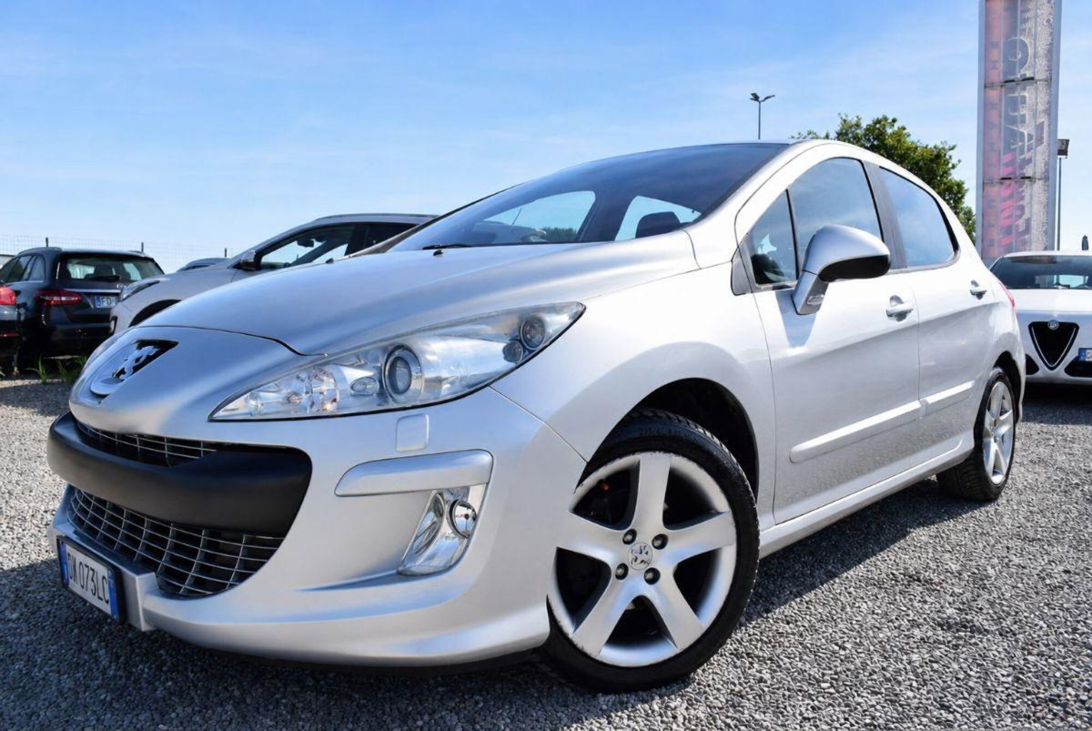 Peugeot 308 1.6 HDi 110CV 5p. Business (15)