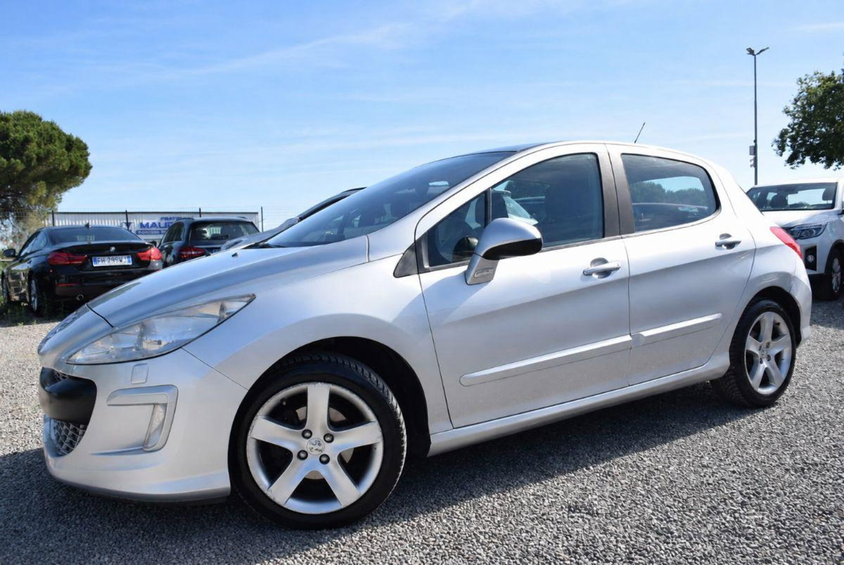 Peugeot 308 1.6 HDi 110CV 5p. Business (4)