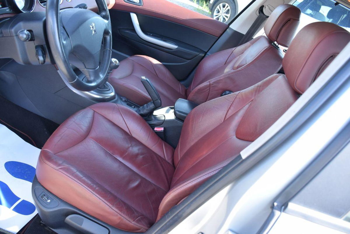 Peugeot 308 1.6 HDi 110CV 5p. Business (7)